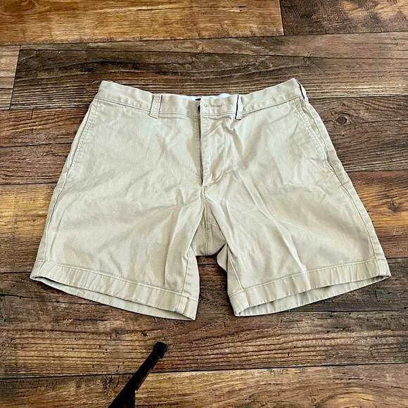 7” Reade Flex Khaki Short - Picture 1 of 3
